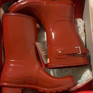 Red Hunter Rain boats